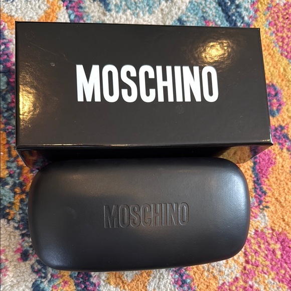 Moschino White and Black Cat-Eye Sunglasses - Picture 8 of 8